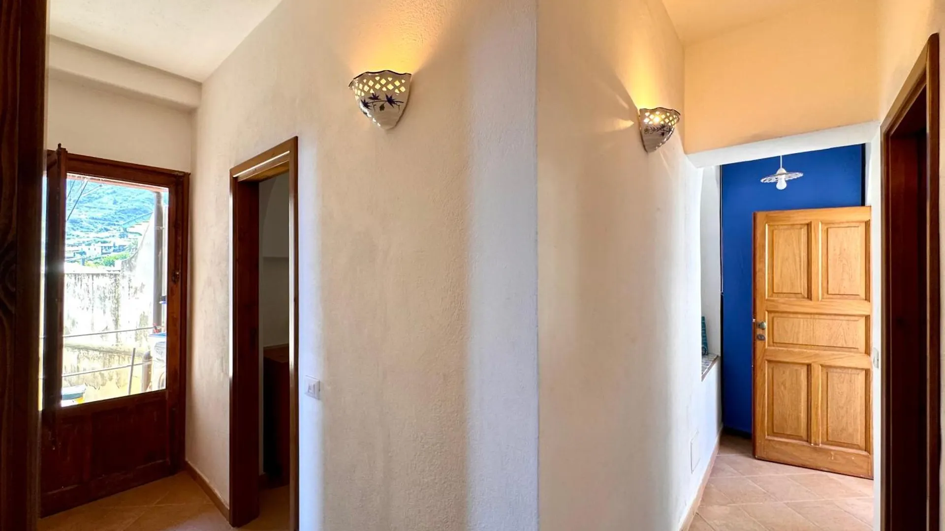 Casa Ornella, Appartamento Con Vista Mozzafiato Sulle Eolie Malfa  0*, Malfa (Salina)