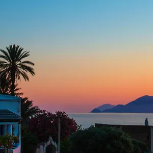 Alloggio per agriturismo Al Cappero, Malfa (Salina)